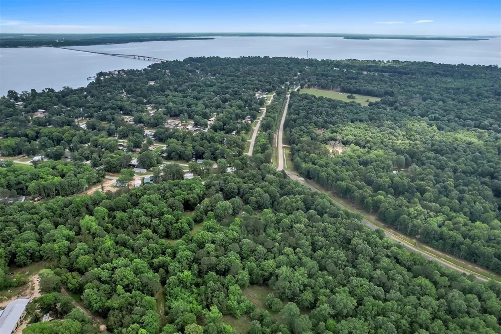Somerset Trail Road Point Blank, TX 77364