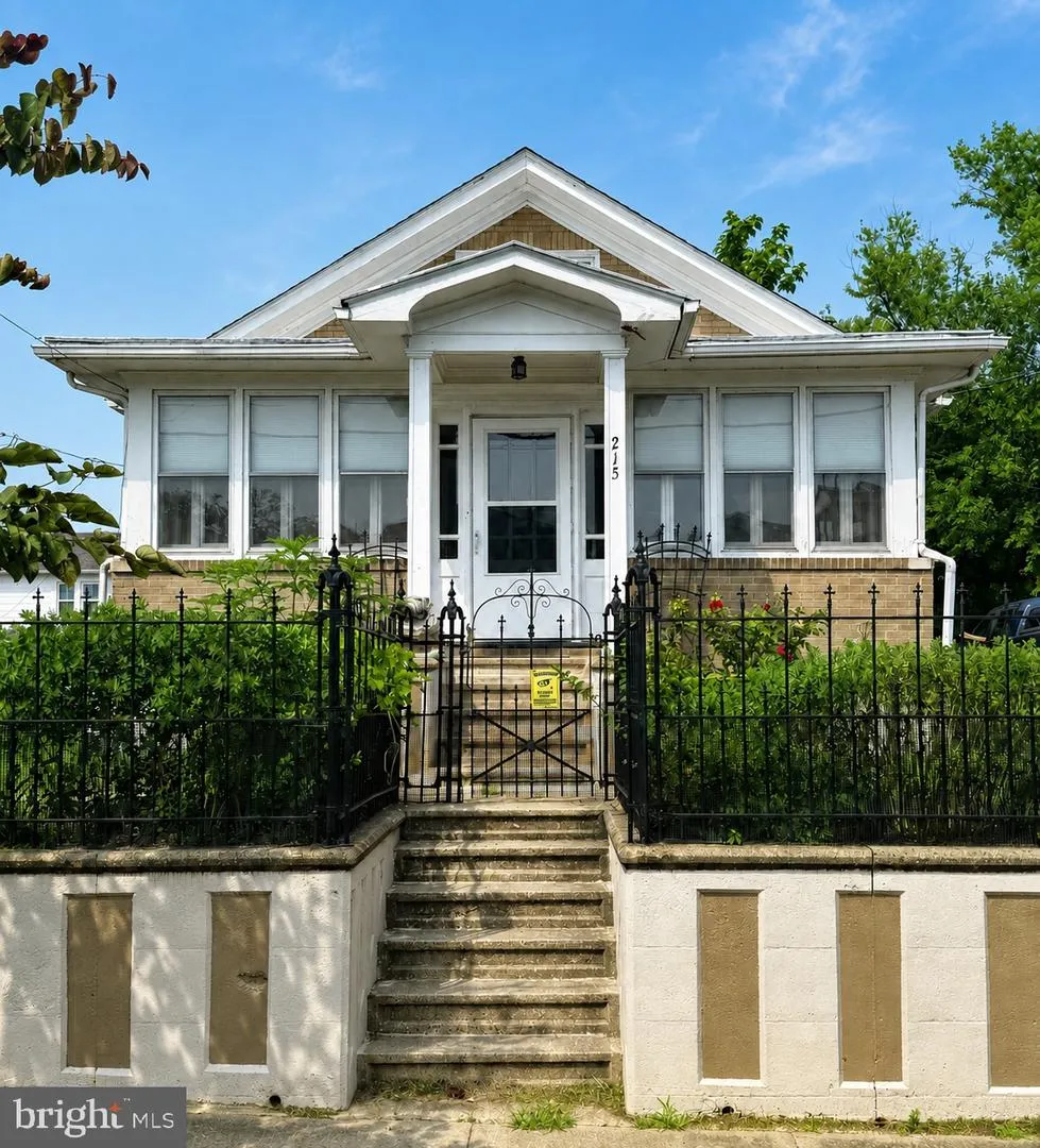 215 POTOMAC AVENUE Quantico, VA 22134