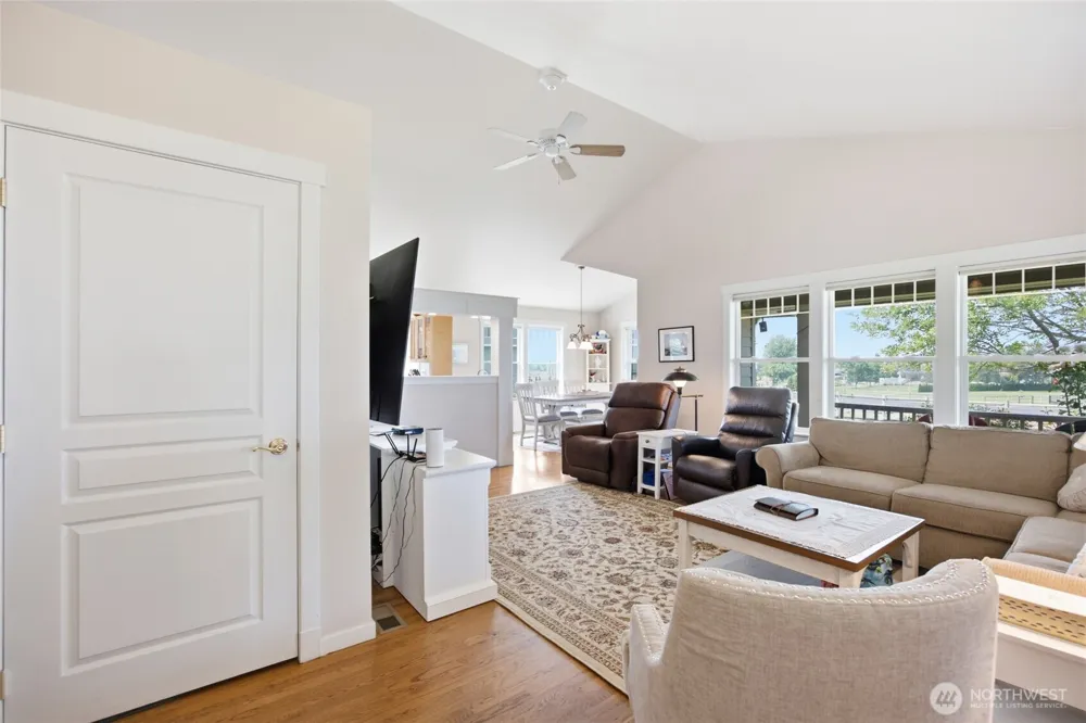 7203 Dahl NE Moses Lake, WA 98837