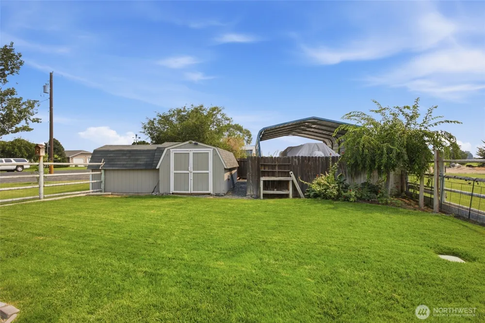 7203 Dahl NE Moses Lake, WA 98837