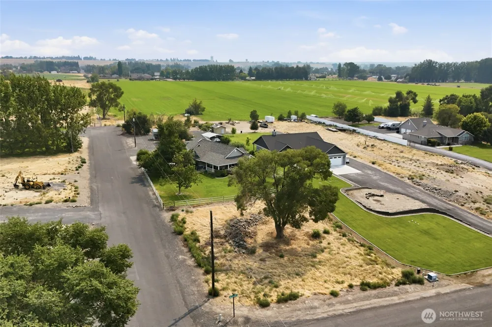 7203 Dahl NE Moses Lake, WA 98837