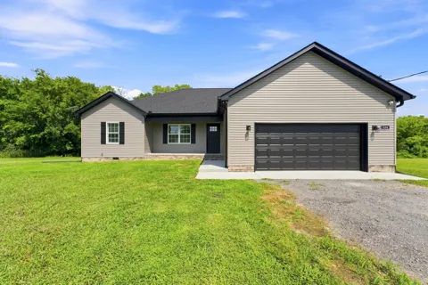 124 Simmons Ln