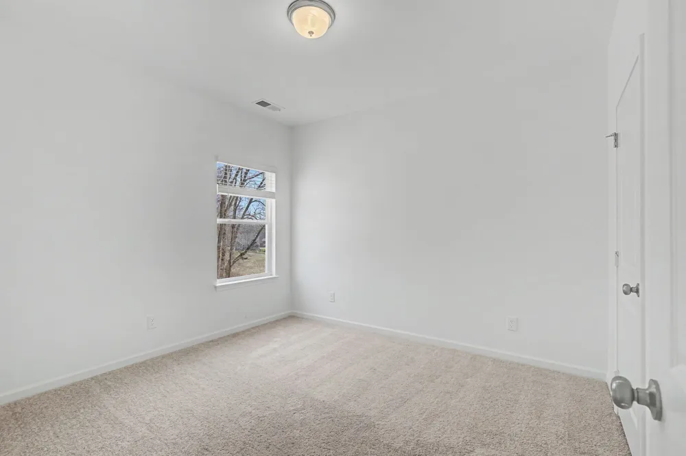 1353 English Oak Drive Clarksville, TN 37043