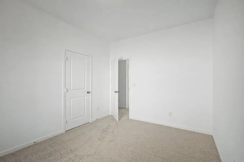 1353 English Oak Drive Clarksville, TN 37043