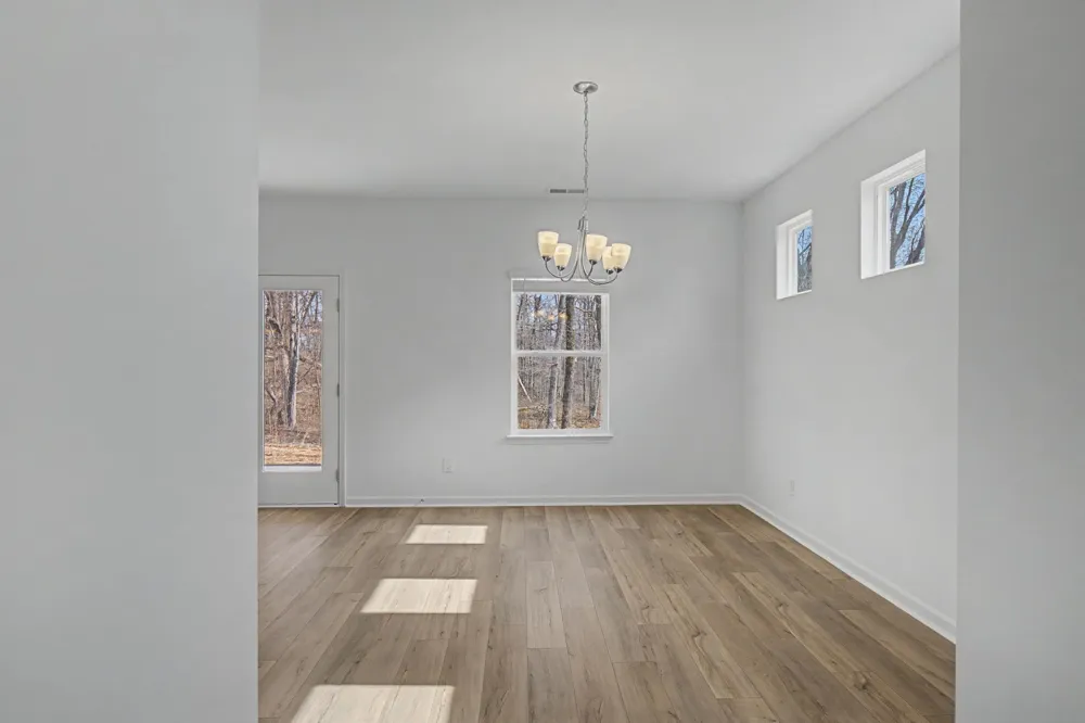 1353 English Oak Drive Clarksville, TN 37043