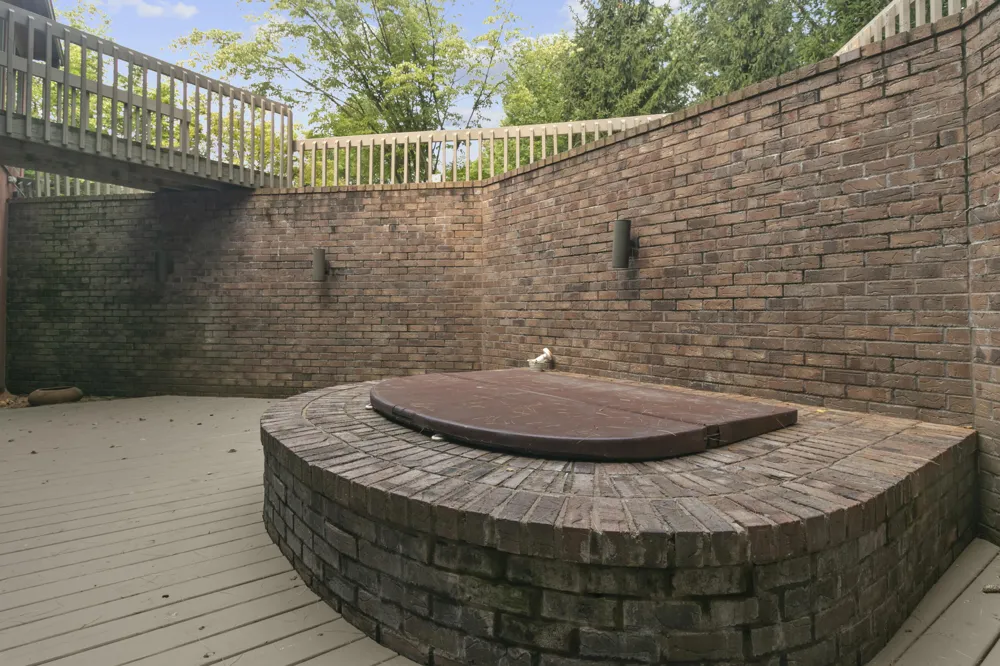 4282 Squire Heath Lane Portage City, MI 49024