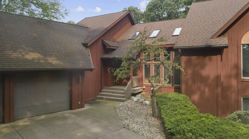 4282 Squire Heath Lane Portage City, MI 49024