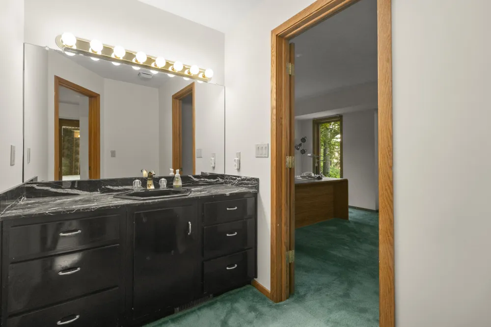 4282 Squire Heath Lane Portage City, MI 49024