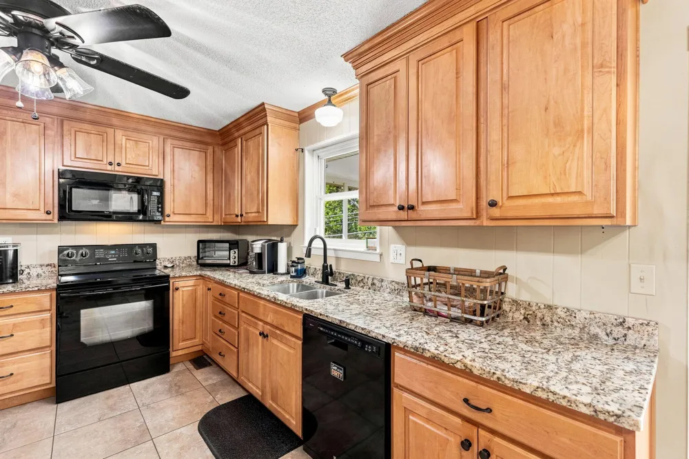 4805 Johnson Road Birchwood, TN 37308