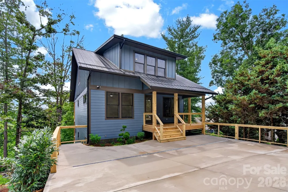 27 Denali Drive Asheville, NC 28806