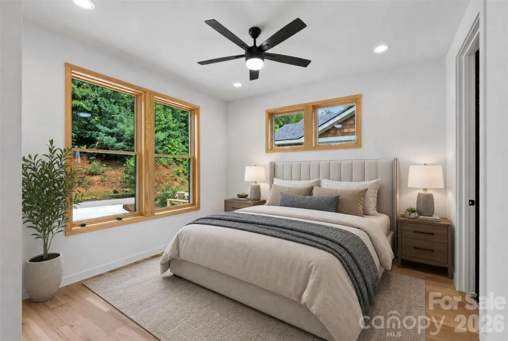 27 Denali Drive Asheville, NC 28806