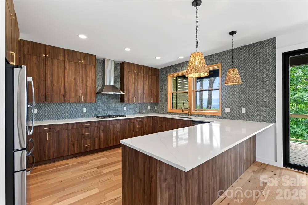 27 Denali Drive Asheville, NC 28806