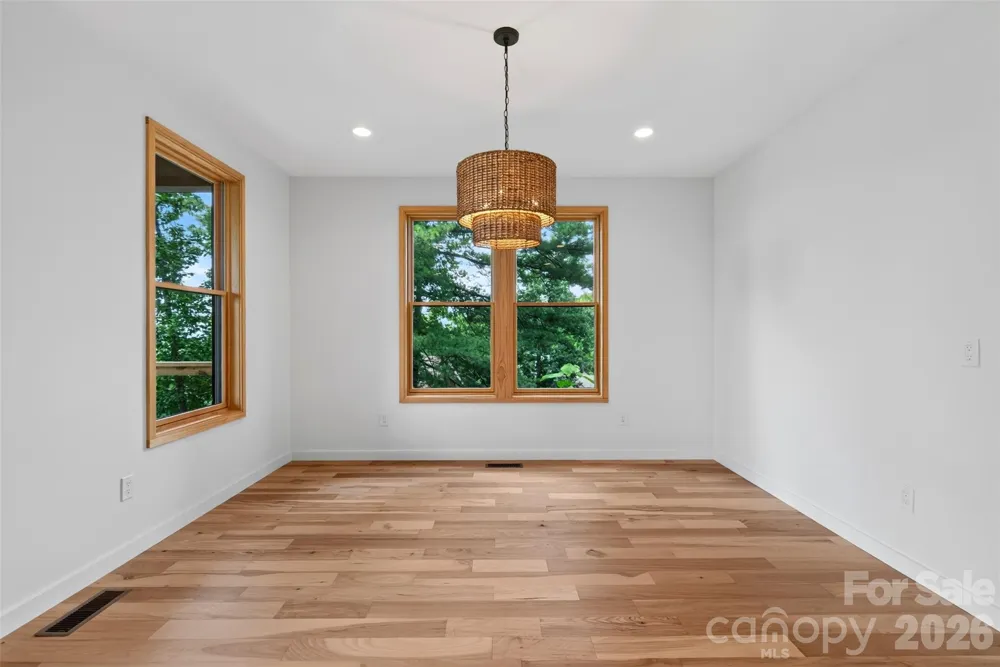 27 Denali Drive Asheville, NC 28806