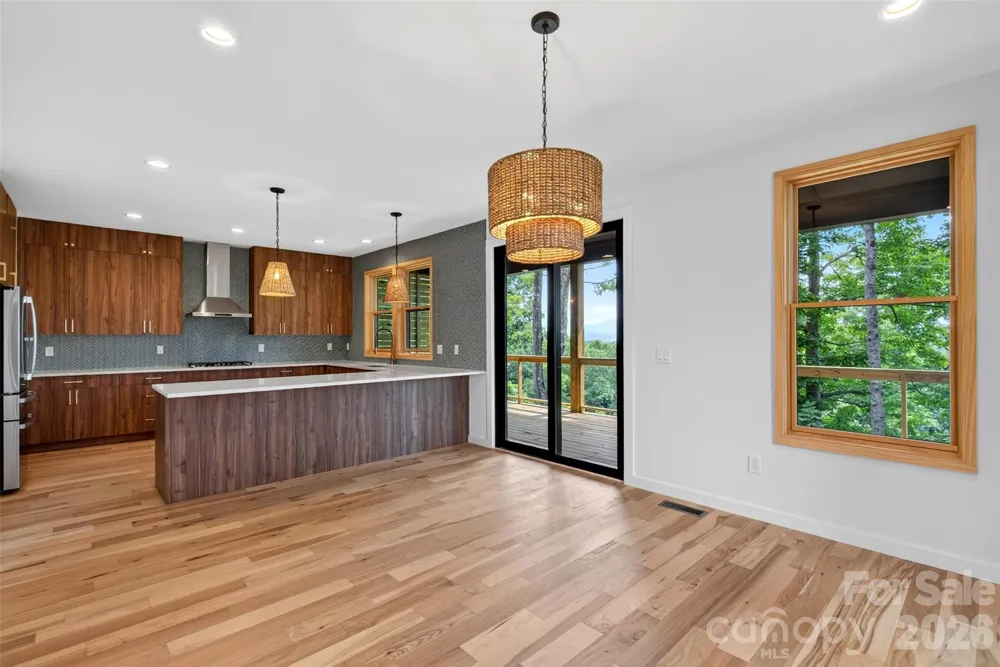 27 Denali Drive Asheville, NC 28806