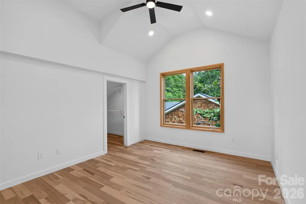 27 Denali Drive Asheville, NC 28806