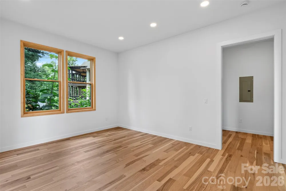 27 Denali Drive Asheville, NC 28806