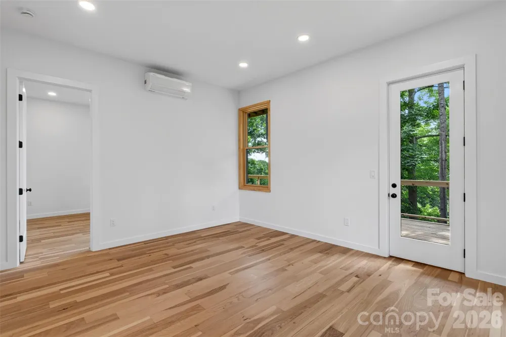 27 Denali Drive Asheville, NC 28806