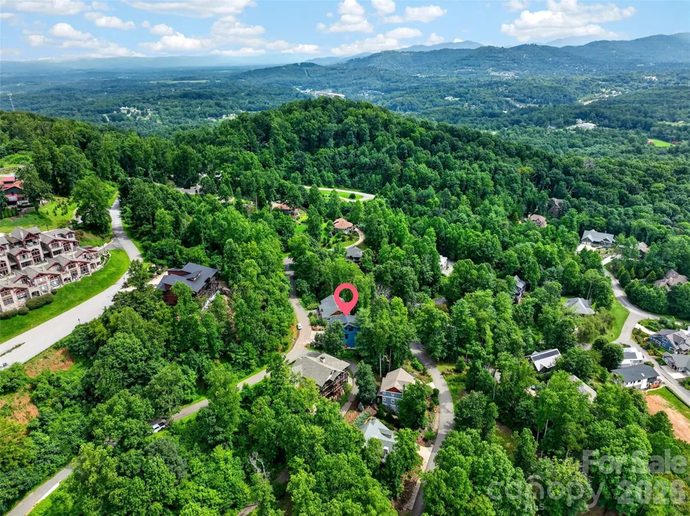 27 Denali Drive Asheville, NC 28806
