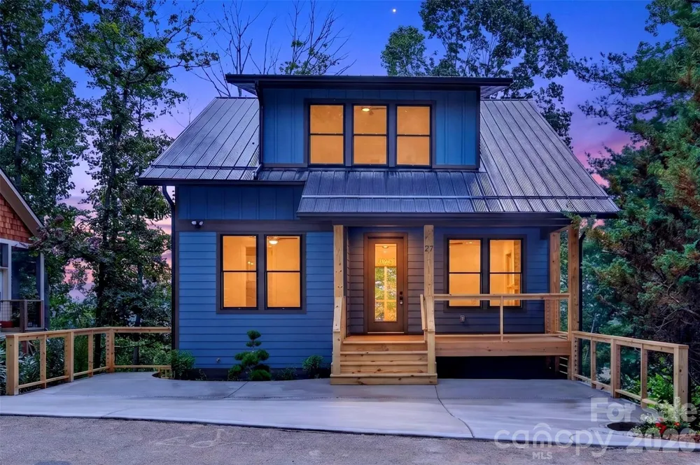 27 Denali Drive Asheville, NC 28806