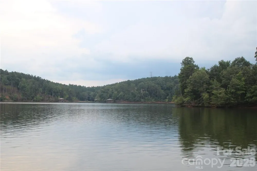 1792 Waters Edge Drive #61 Granite Falls, NC 28630