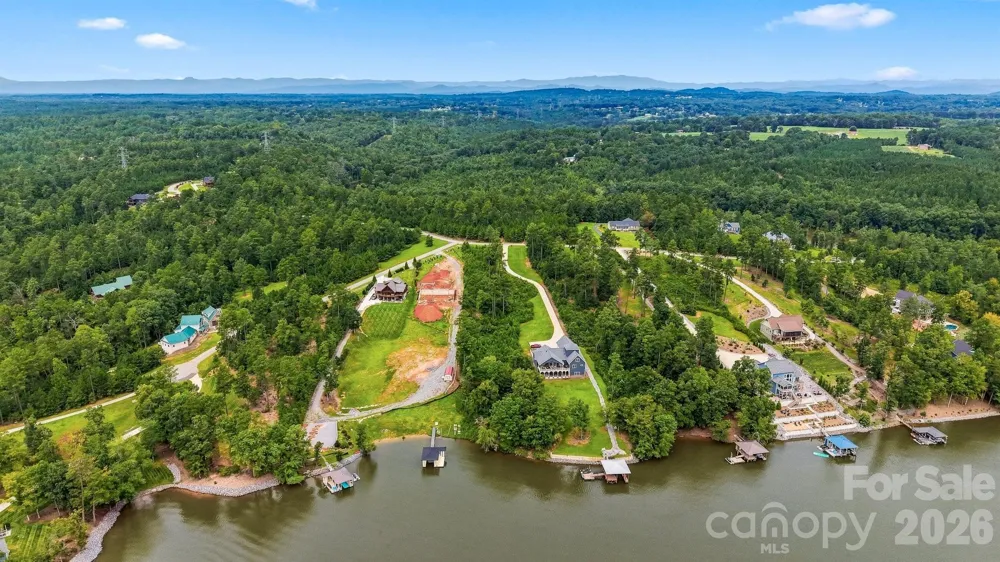 1792 Waters Edge Drive #61 Granite Falls, NC 28630