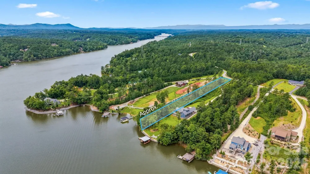 1792 Waters Edge Drive #61 Granite Falls, NC 28630