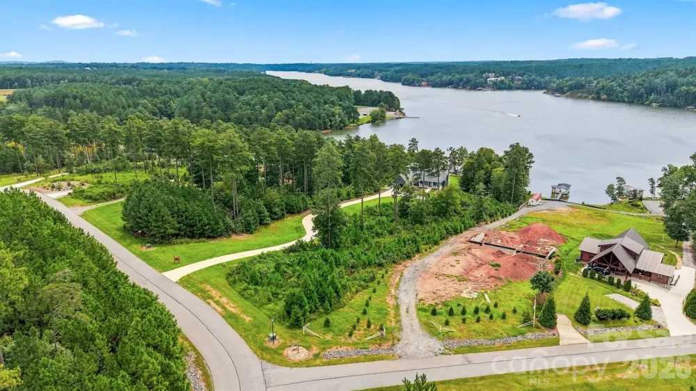 1792 Waters Edge Drive #61 Granite Falls, NC 28630