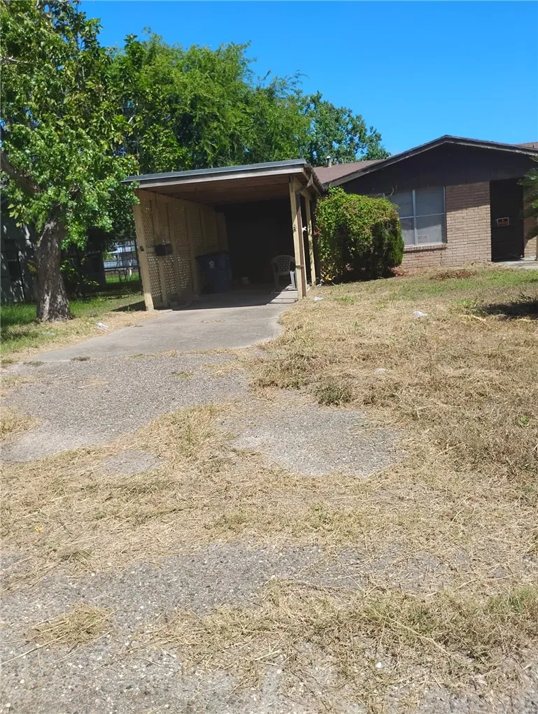 2492 Avenue C Ingleside, TX 78362