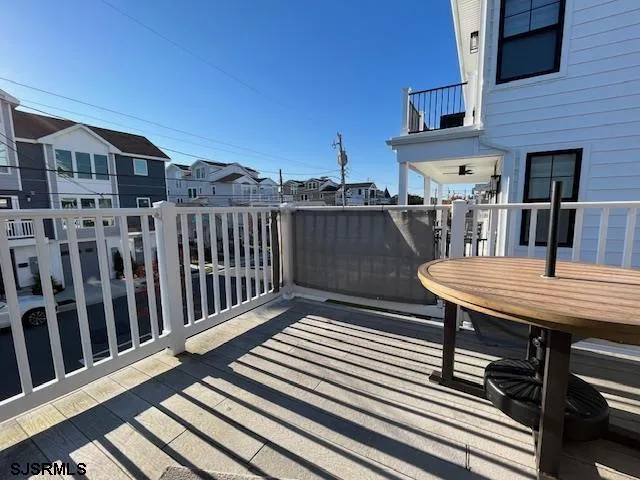 9615 Winchester Ave Margate, NJ 08402