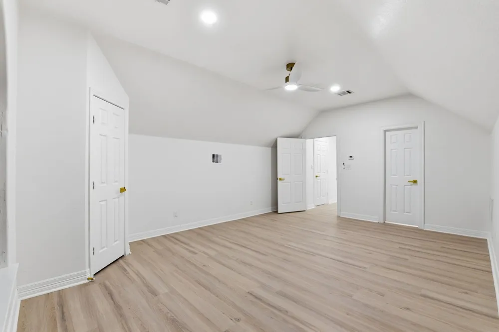 8001 Hills Parkway Montgomery, TX 77316