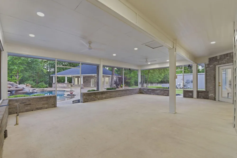 8001 Hills Parkway Montgomery, TX 77316