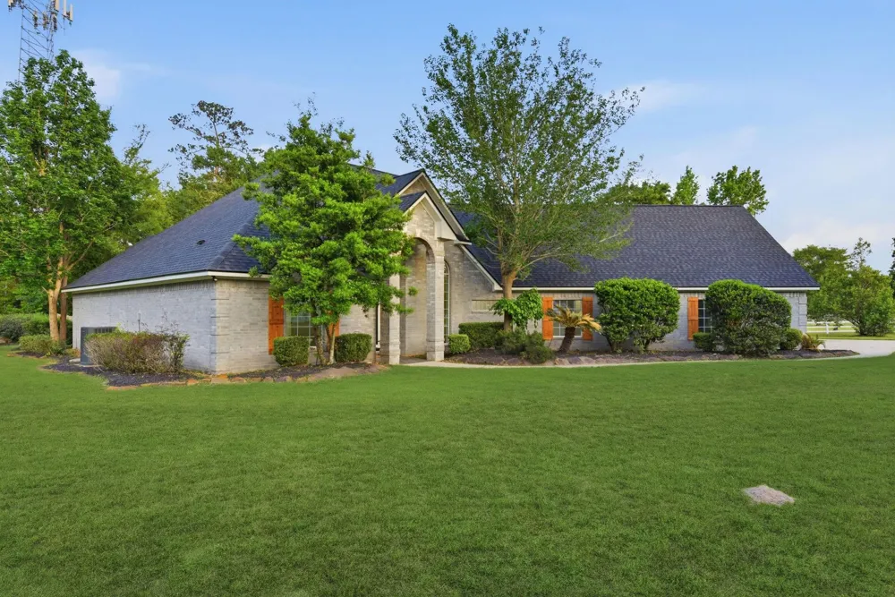 8001 Hills Parkway Montgomery, TX 77316