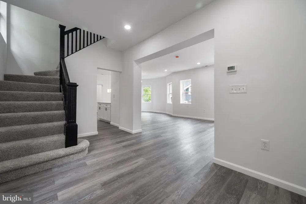 2407 CHELSEA TERRACE Baltimore, MD 21216
