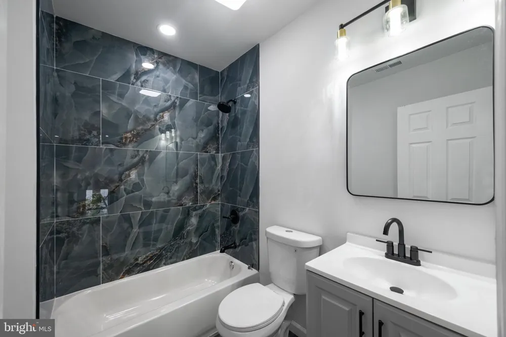 2407 CHELSEA TERRACE Baltimore, MD 21216