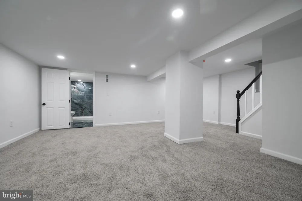 2407 CHELSEA TERRACE Baltimore, MD 21216