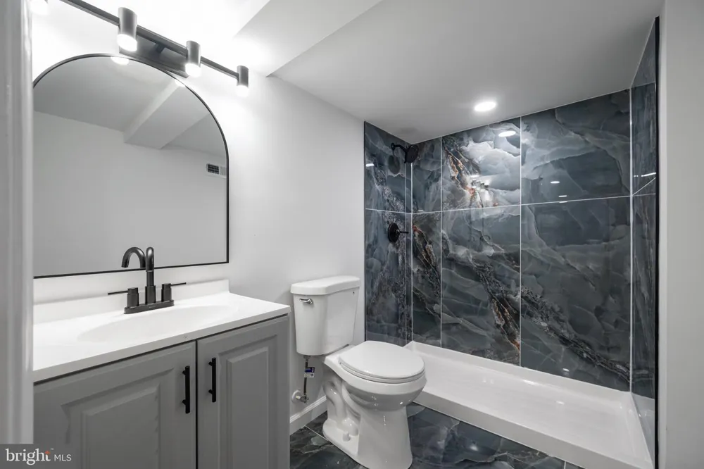 2407 CHELSEA TERRACE Baltimore, MD 21216