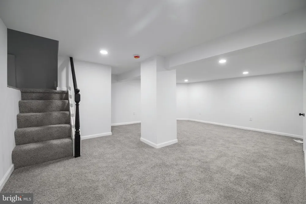 2407 CHELSEA TERRACE Baltimore, MD 21216