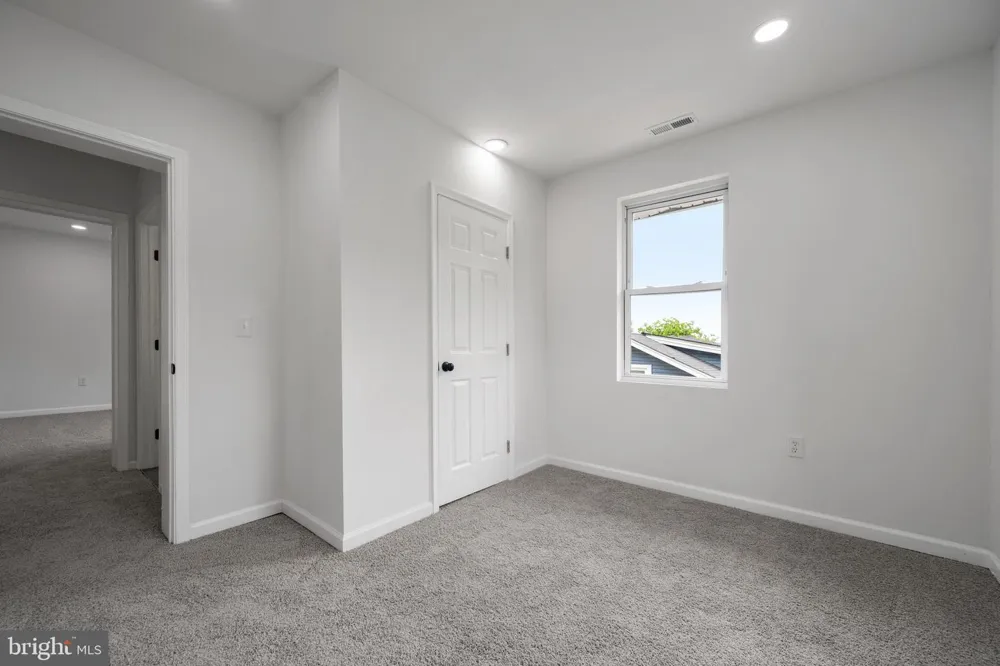 2407 CHELSEA TERRACE Baltimore, MD 21216