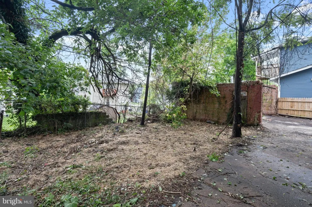 2407 CHELSEA TERRACE Baltimore, MD 21216