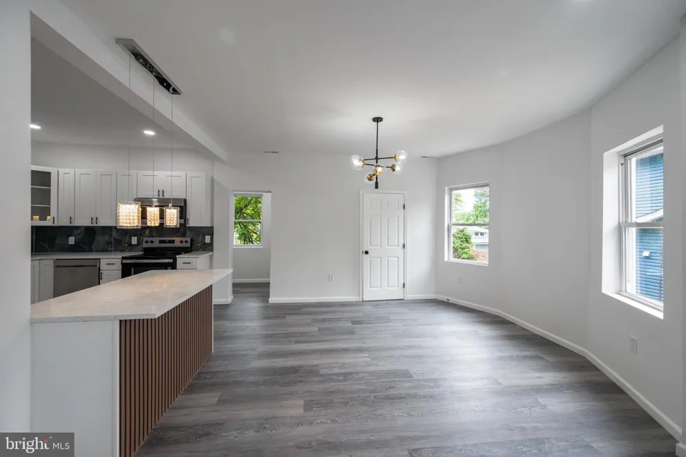 2407 CHELSEA TERRACE Baltimore, MD 21216