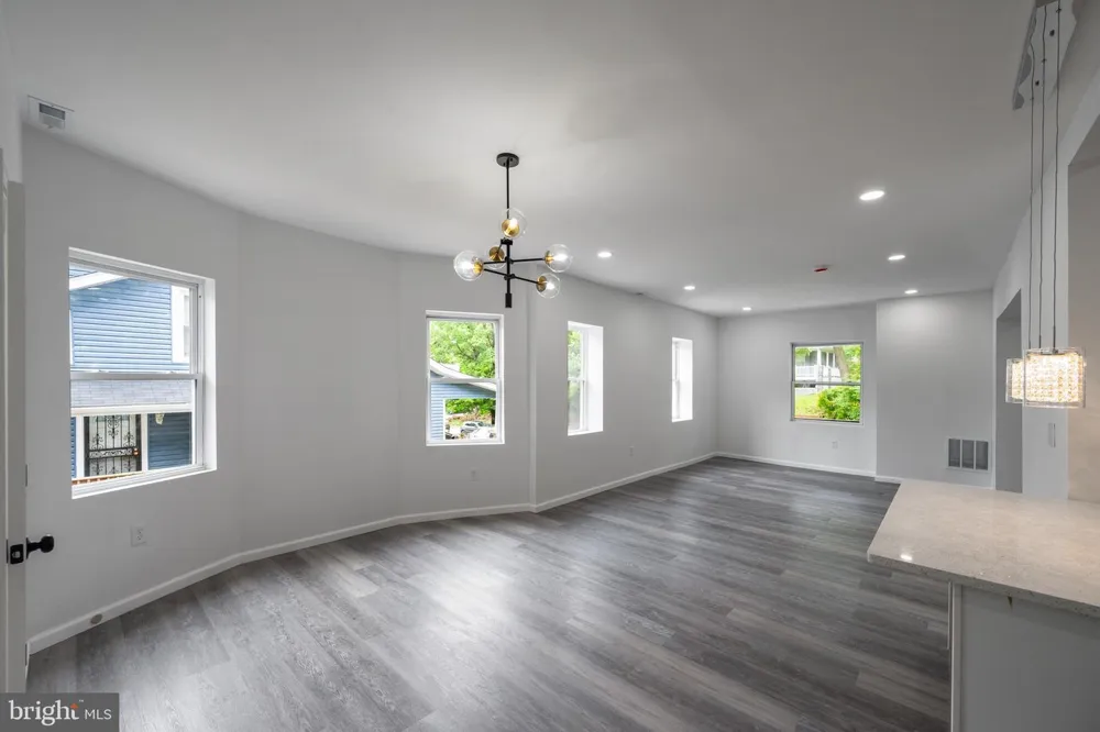 2407 CHELSEA TERRACE Baltimore, MD 21216