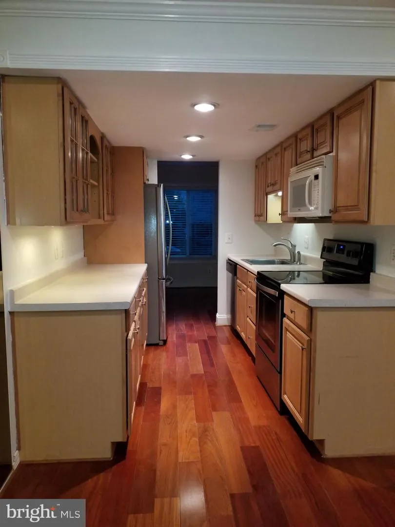 9516 TIPPETT LANE Gaithersburg, MD 20886