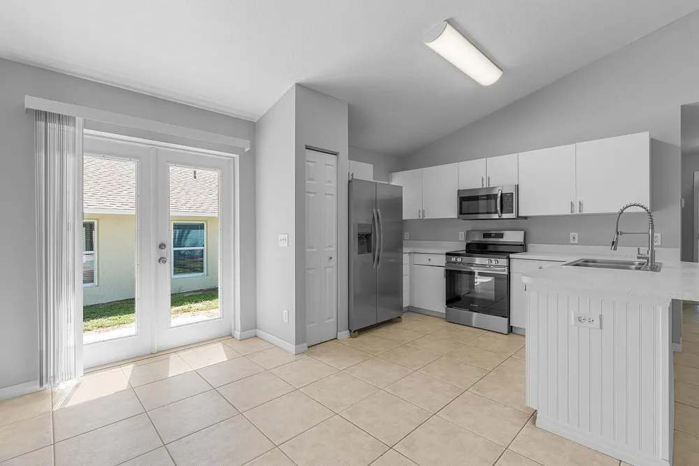 230 13th Street SW Vero Beach, FL 32962