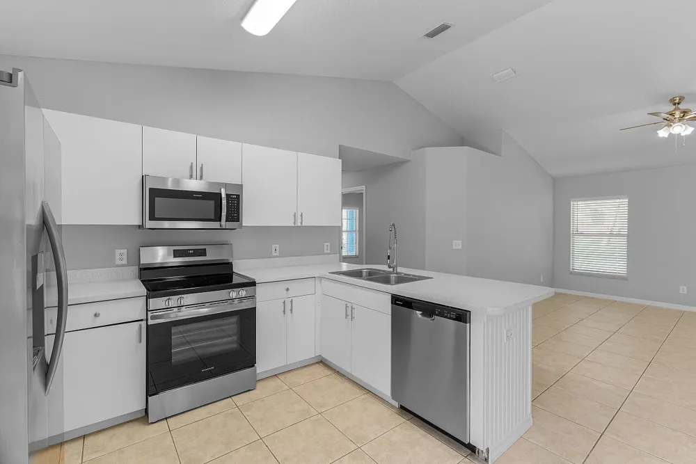 230 13th Street SW Vero Beach, FL 32962