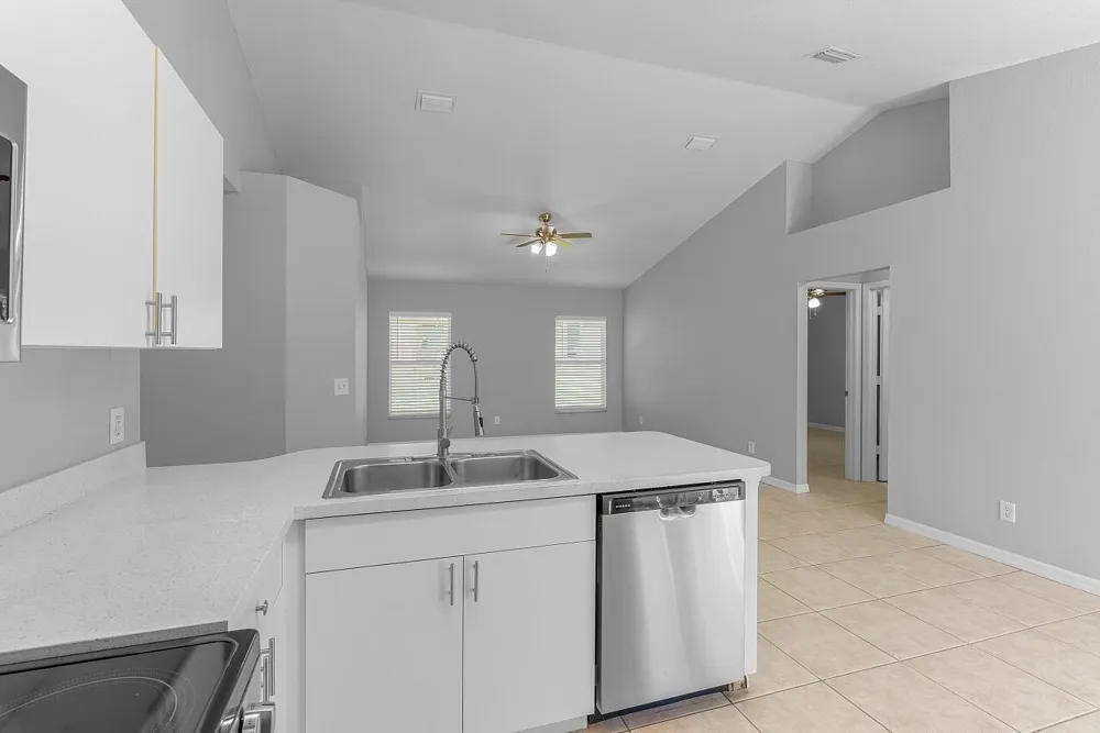 230 13th Street SW Vero Beach, FL 32962