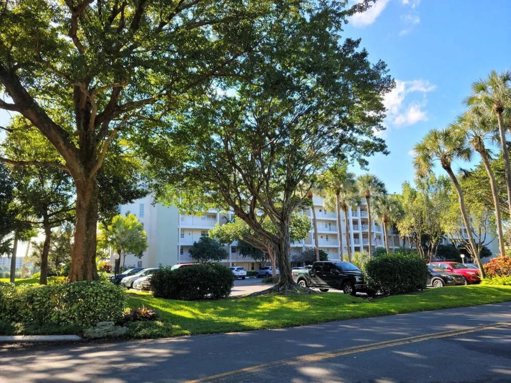 3150 Course Lane #510 Pompano Beach, FL 33069