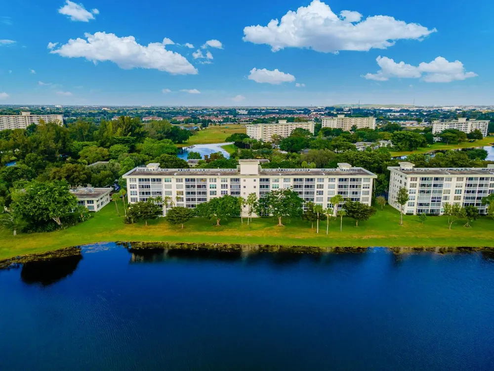 3150 Course Lane #510 Pompano Beach, FL 33069