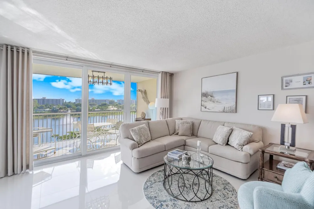 3150 Course Lane #510 Pompano Beach, FL 33069