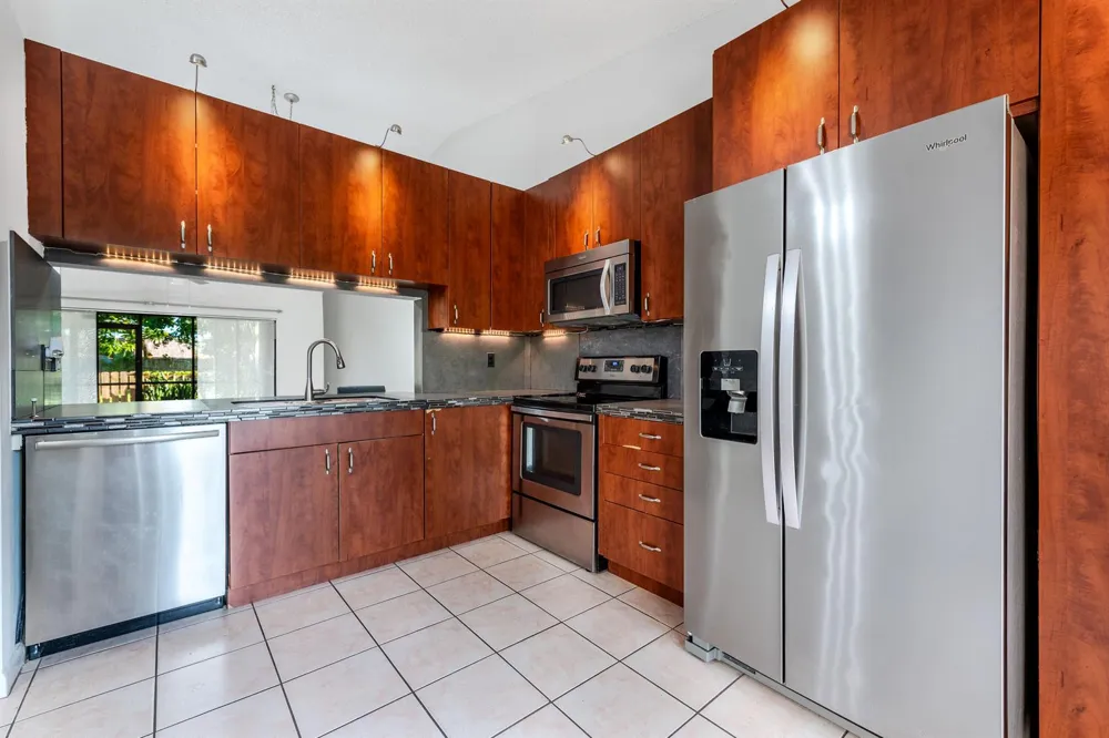 1013 NW 53RD STREET Deerfield Beach, FL 33064