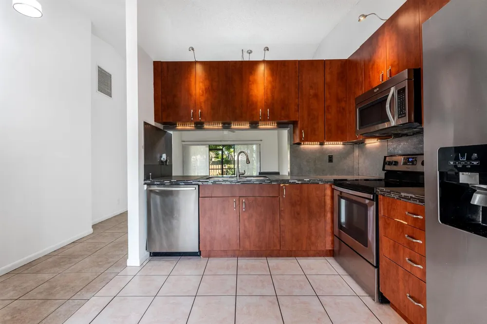 1013 NW 53RD STREET Deerfield Beach, FL 33064
